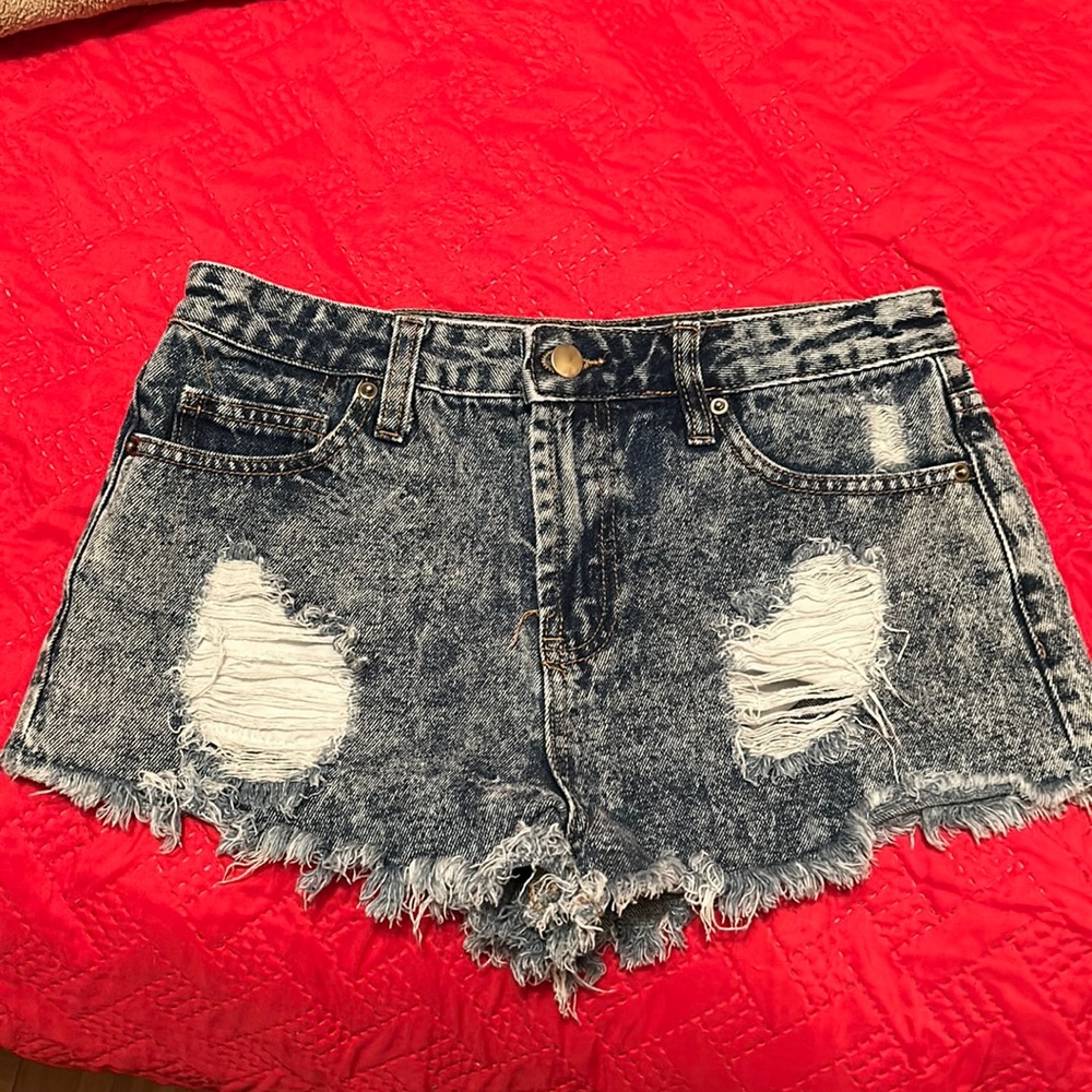 Forever 21 26 Blue Denim cut off fringe Hems shorts